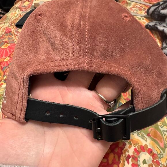 Rag & Bone Mauve Suede Leather "Marilyn" Adjustable Baseball Cap - Picture 5 of 7